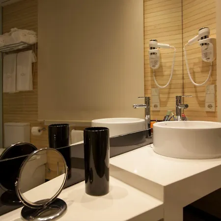 San Gil Plaza 3* Zamora