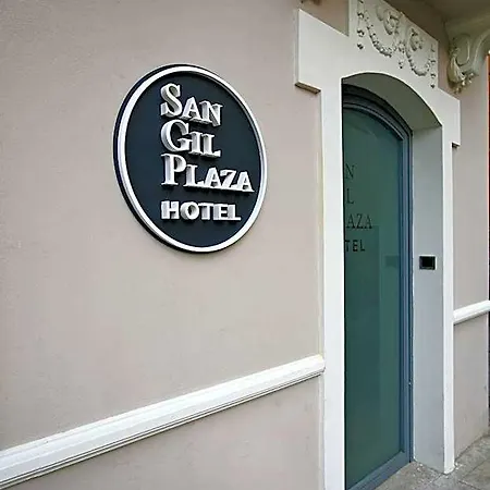 San Gil Plaza Hotel 3*