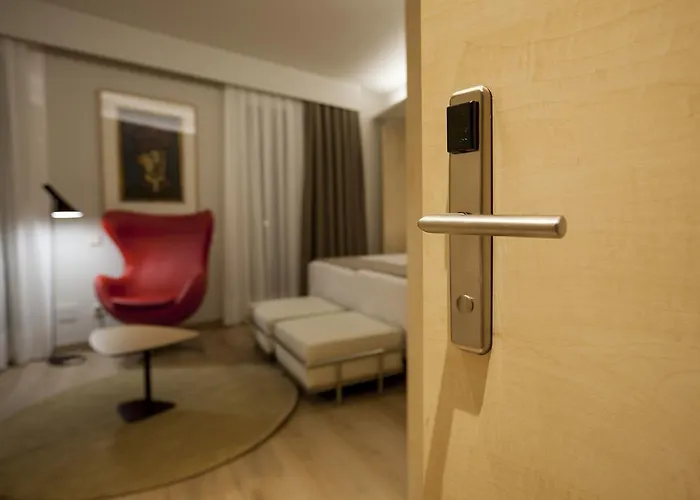 Hotel San Gil Plaza 3*